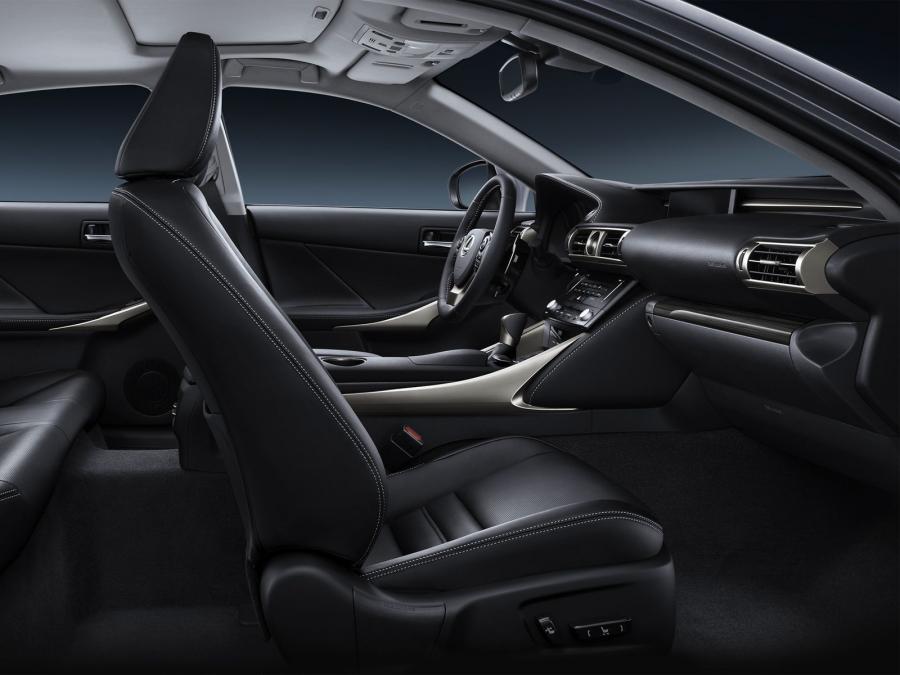  Lexus IS350 2013 года  (фото 20 из 33)